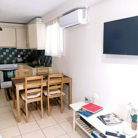 Esperos Nafplio Apartment ภายนอก รูปภาพ
