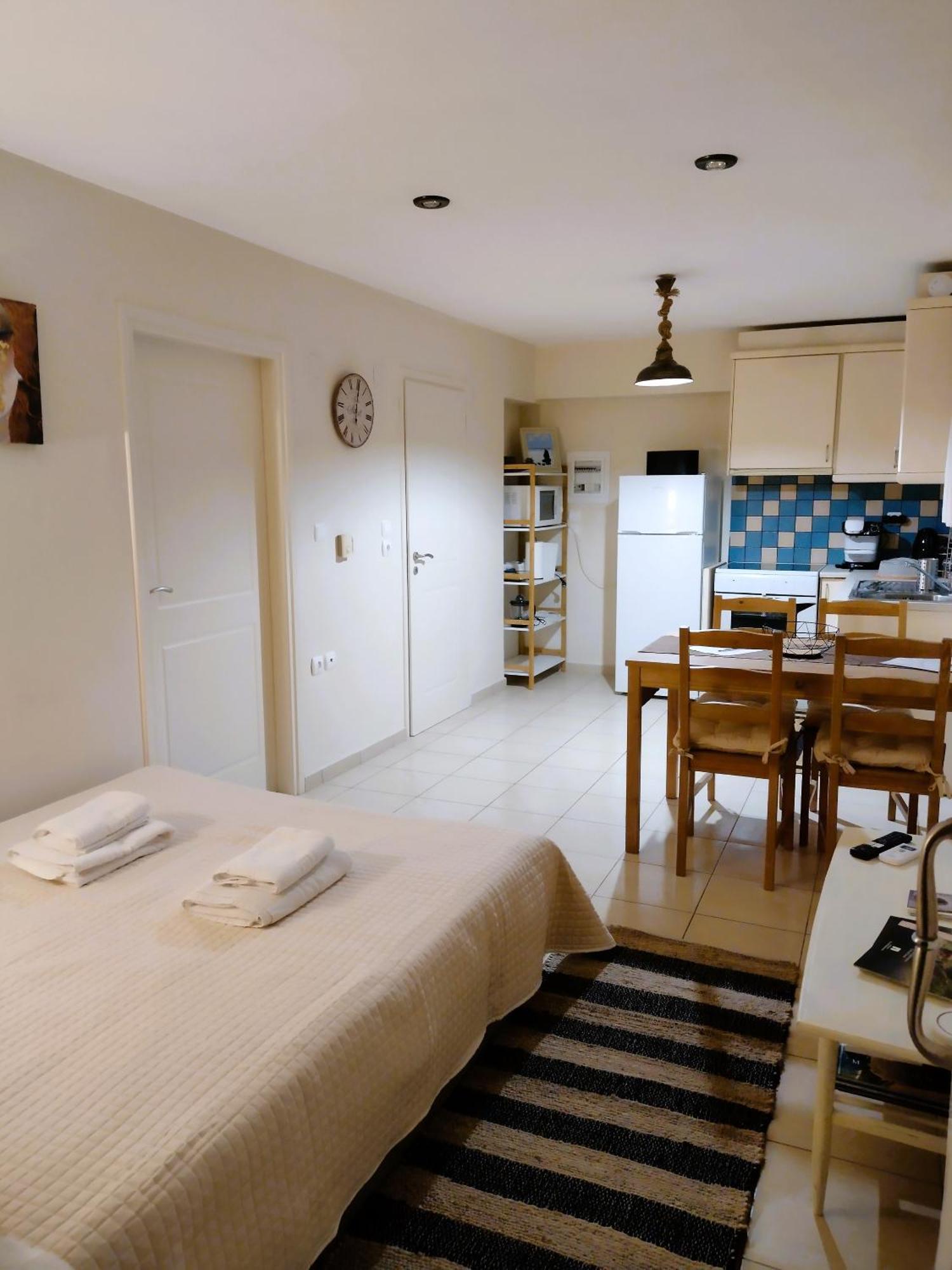 Esperos Nafplio Apartment ภายนอก รูปภาพ